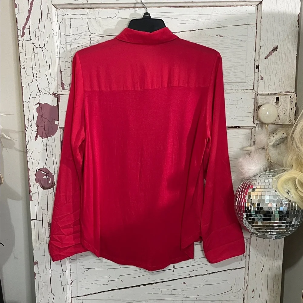 PLEIONE Vibrant Red Button-Up Blouse | 1 chest pocket and Roll cuff Sleeves Lg - Picture 4 of 5